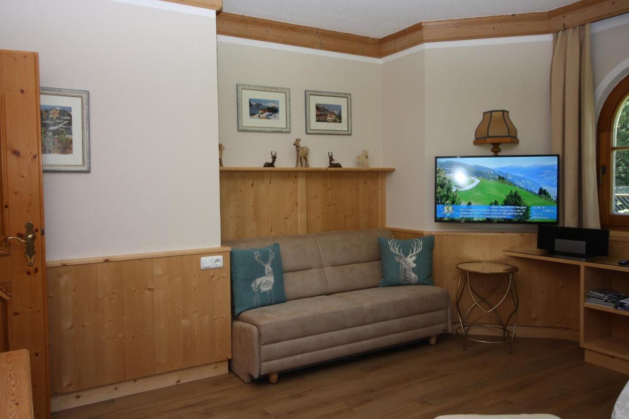 Vronis Waldhaus Adults Only Aparthotel Mayrhofen Exterior foto