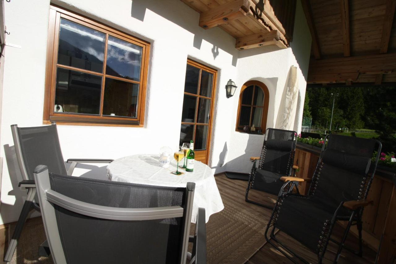 Vronis Waldhaus Adults Only Aparthotel Mayrhofen Exterior foto