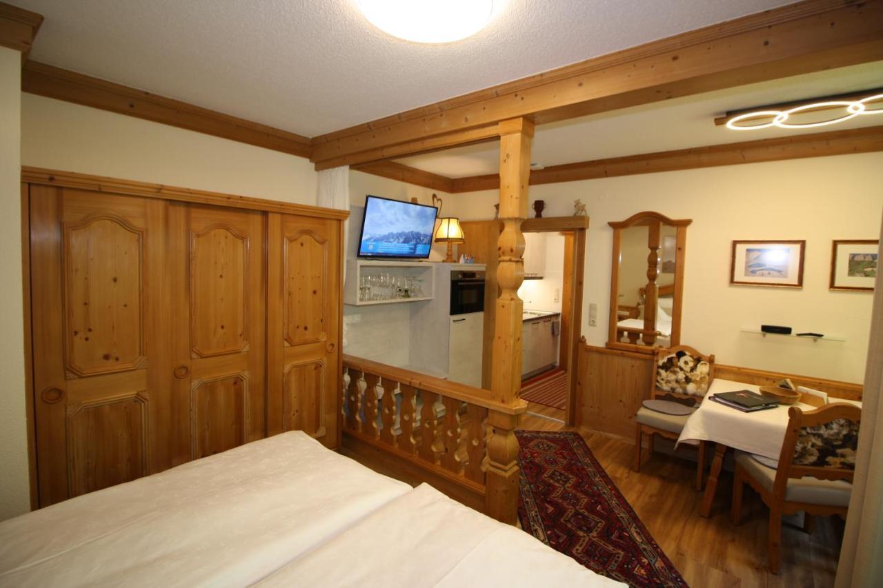 Vronis Waldhaus Adults Only Aparthotel Mayrhofen Exterior foto