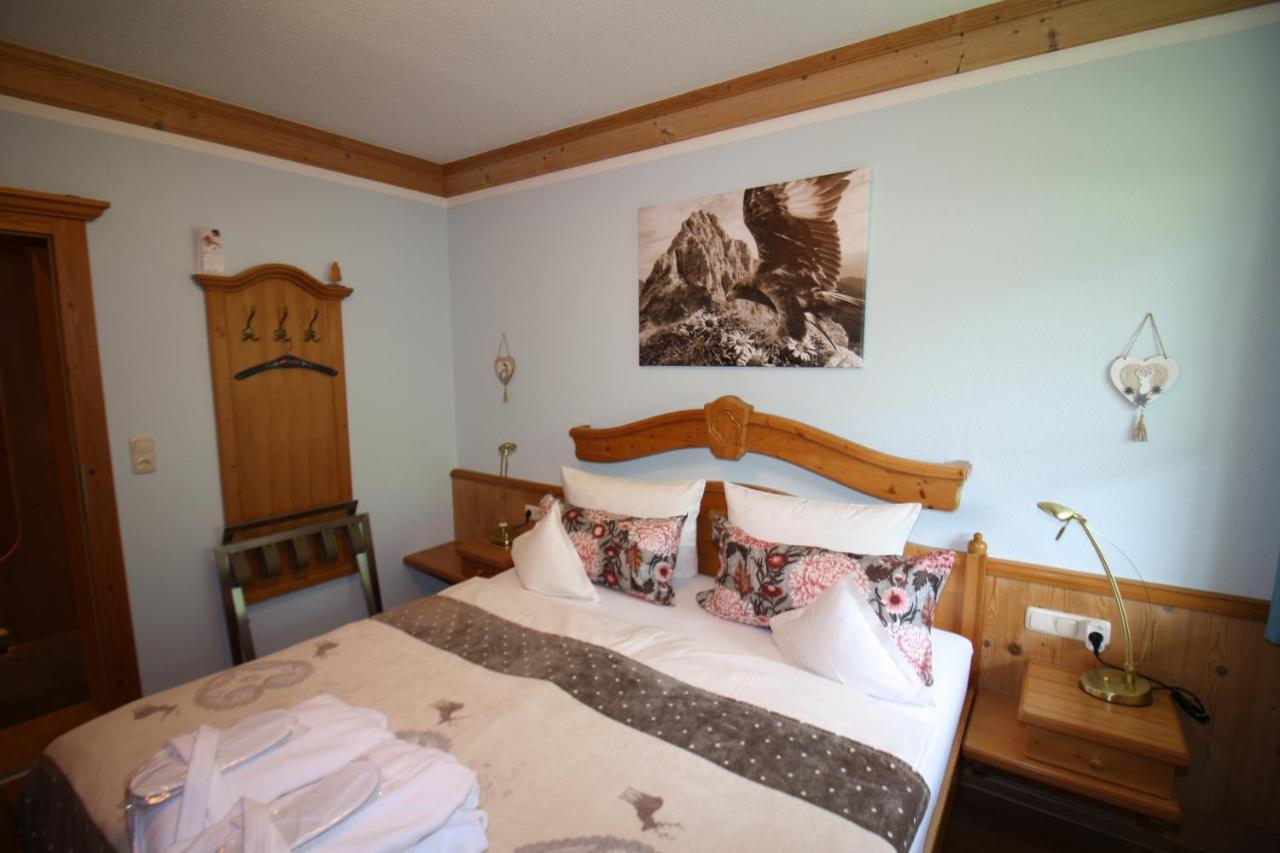 Vronis Waldhaus Adults Only Aparthotel Mayrhofen Exterior foto