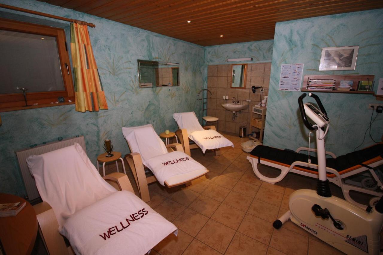 Vronis Waldhaus Adults Only Aparthotel Mayrhofen Exterior foto
