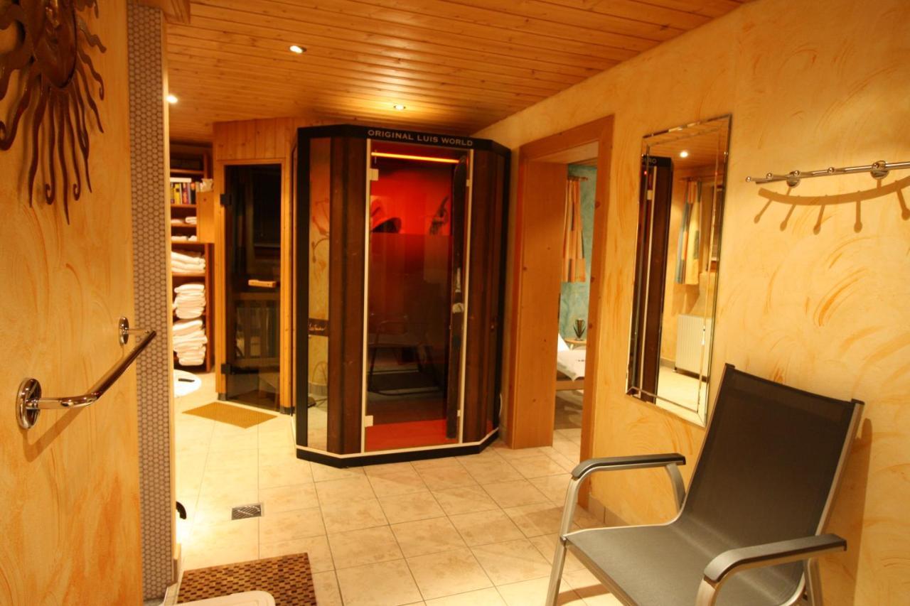 Vronis Waldhaus Adults Only Aparthotel Mayrhofen Exterior foto