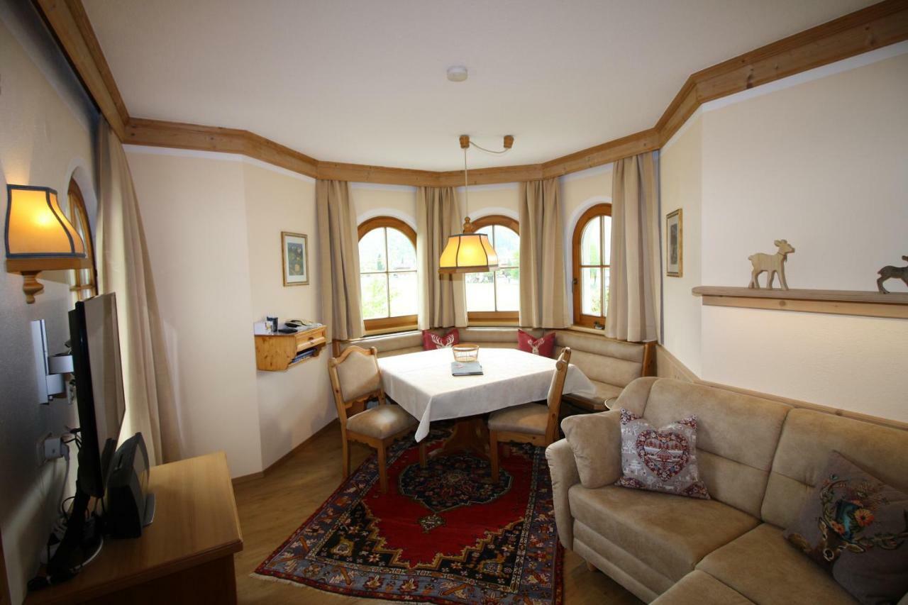 Vronis Waldhaus Adults Only Aparthotel Mayrhofen Exterior foto